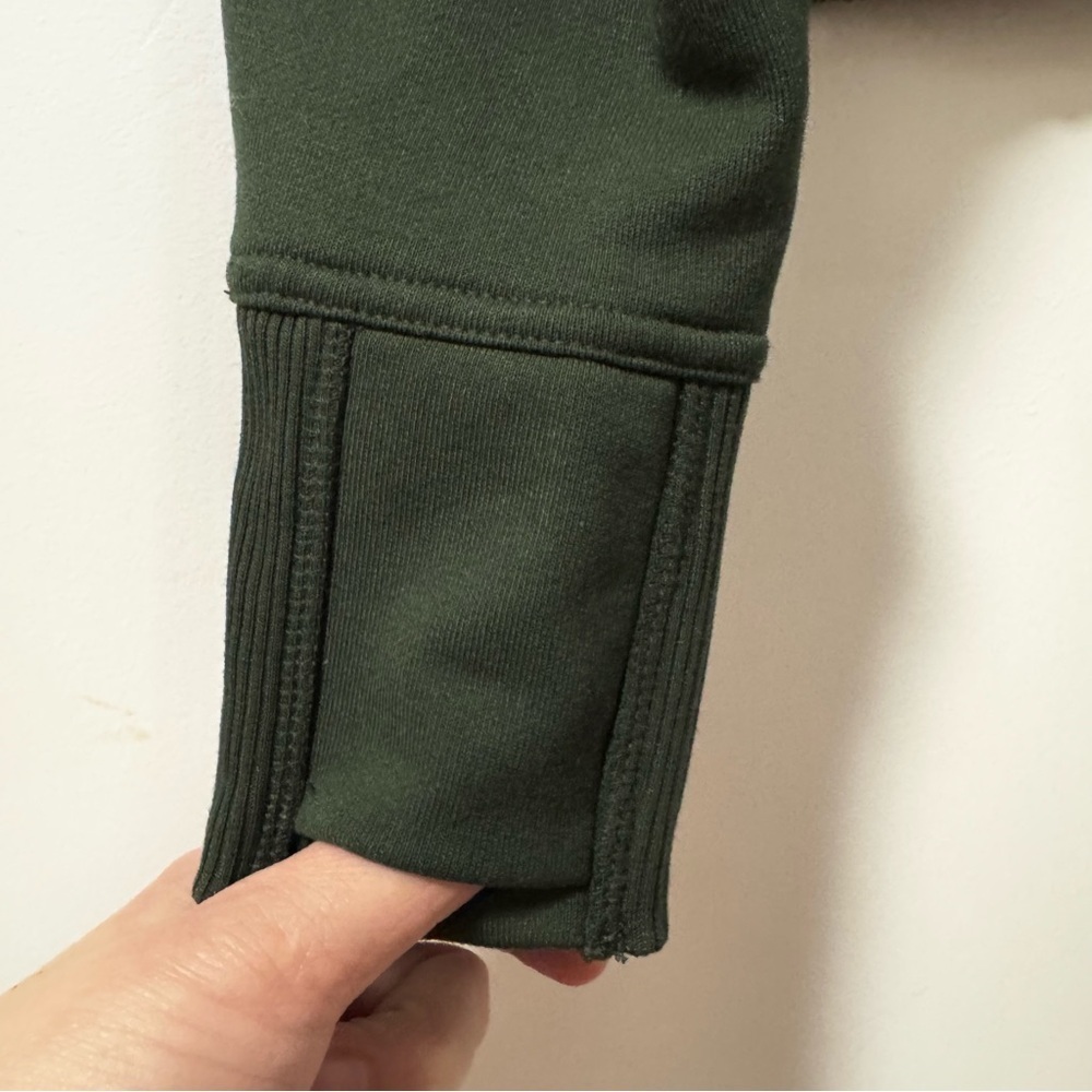 Athleta Ascend Warm Up Hoodie Sweatshirt Tuscan Olive Green Gorpcore Outdoor XS - Picture 8 of 9